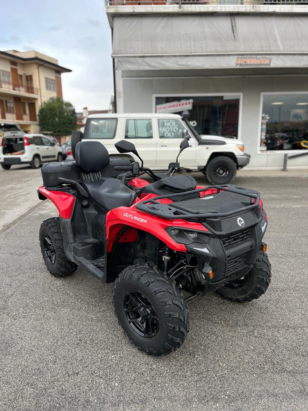 Can-Am Outlander Max 700 - immagine 4